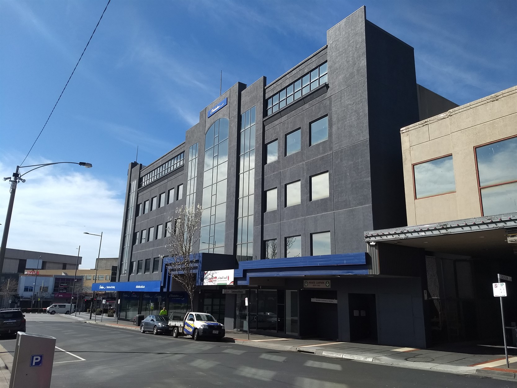 311 Lonsdale Street exterior coating project